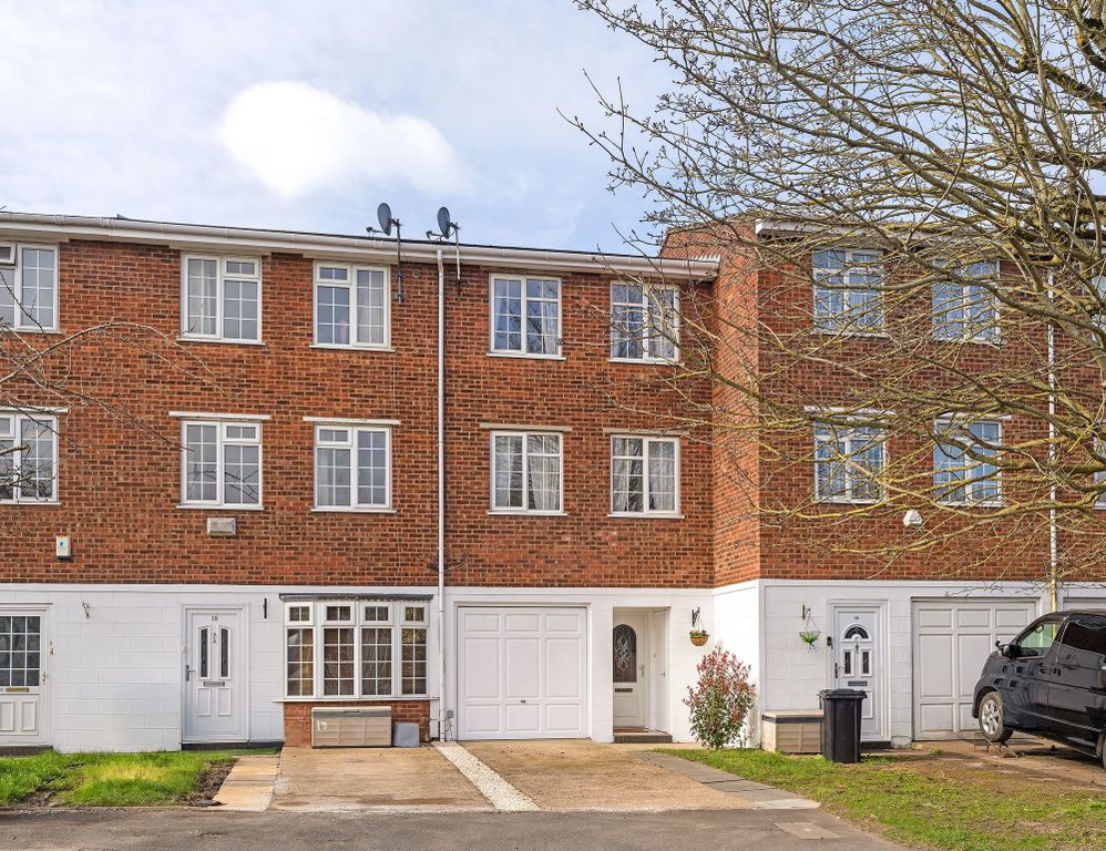 Property photo 1 of 12