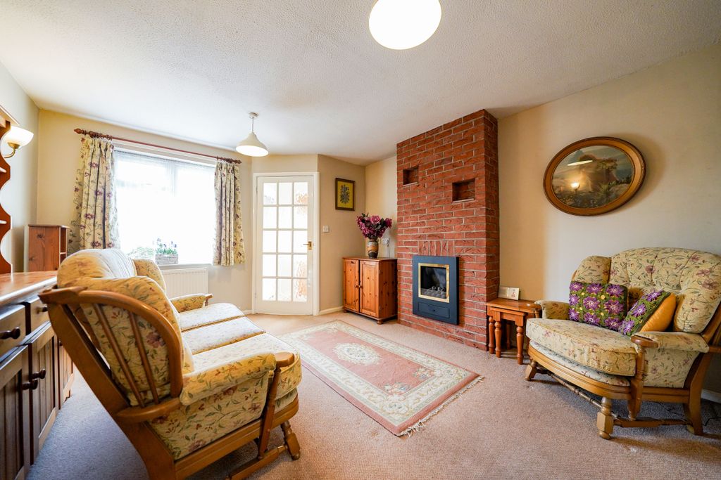 Property photo 2 of 13 Dsc04978