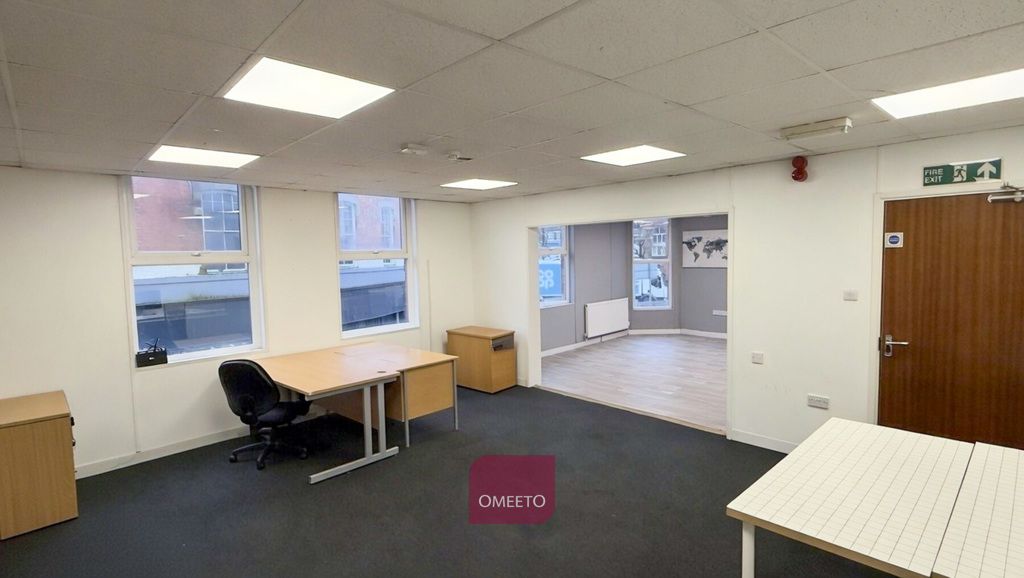 Property photo 1 of 2 Office To Rent