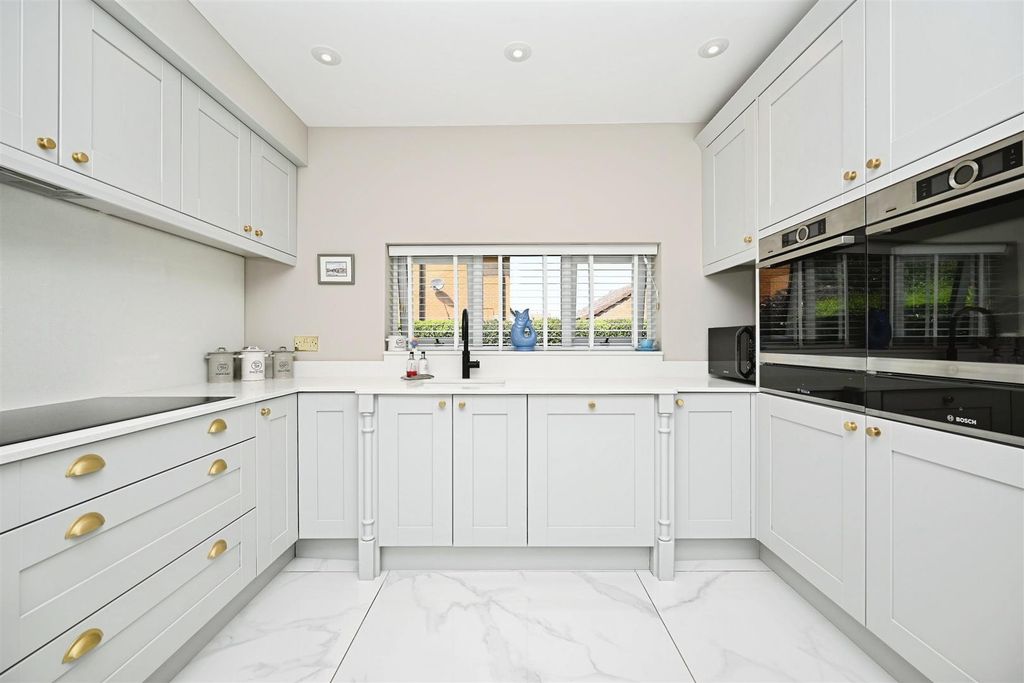 Additional image 15 of 5 bed detached house for saleEccleshall Road, Stafford ST16