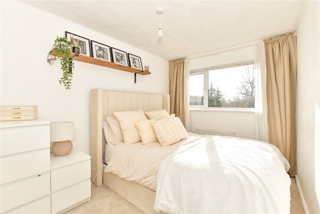 Property photo 2 of 9 Bedroom 1