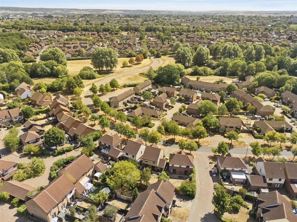 Property photo 2 of 26 30_Dji_20260812131236_0258_d.Jpg
