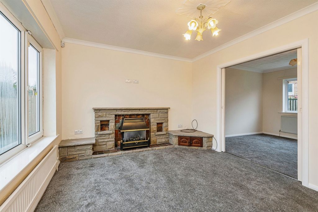 Property photo 3 of 16 Image