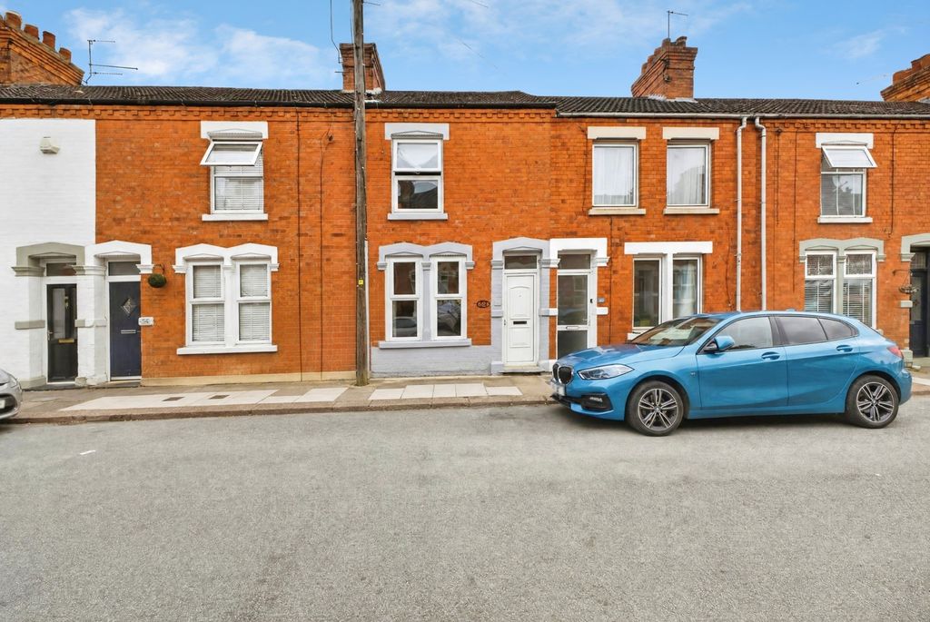 Property photo 1 of 16 Pbox-Img.Jpg