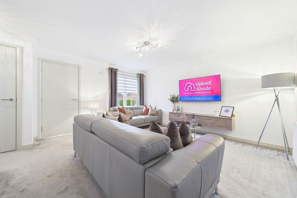 Property photo 3 of 23