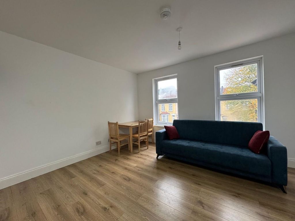 Property photo 1 of 8 01.Jpg