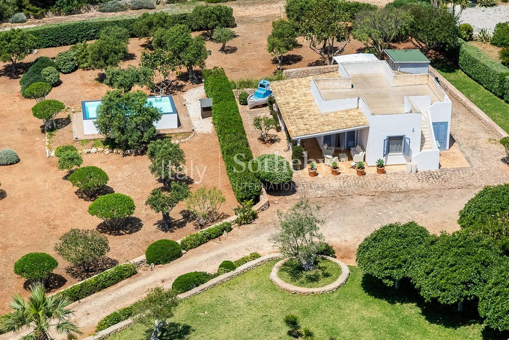 Property photo 2 of 30