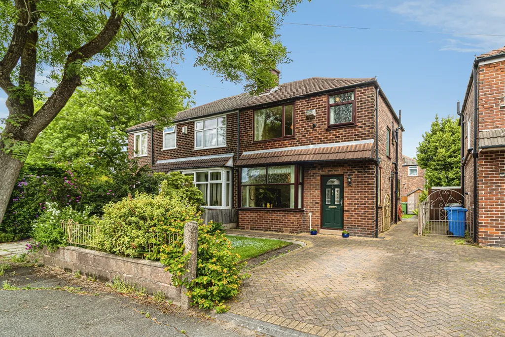 House in Trafford, Greater Manchester - View 3