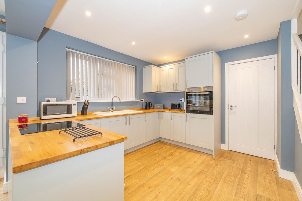 Property photo 2 of 15 Picture 2