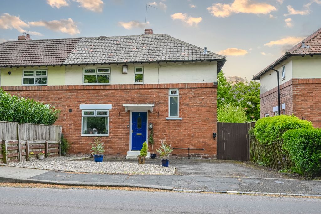 Property photo 1 of 17 Beech Ewemove Newton-7