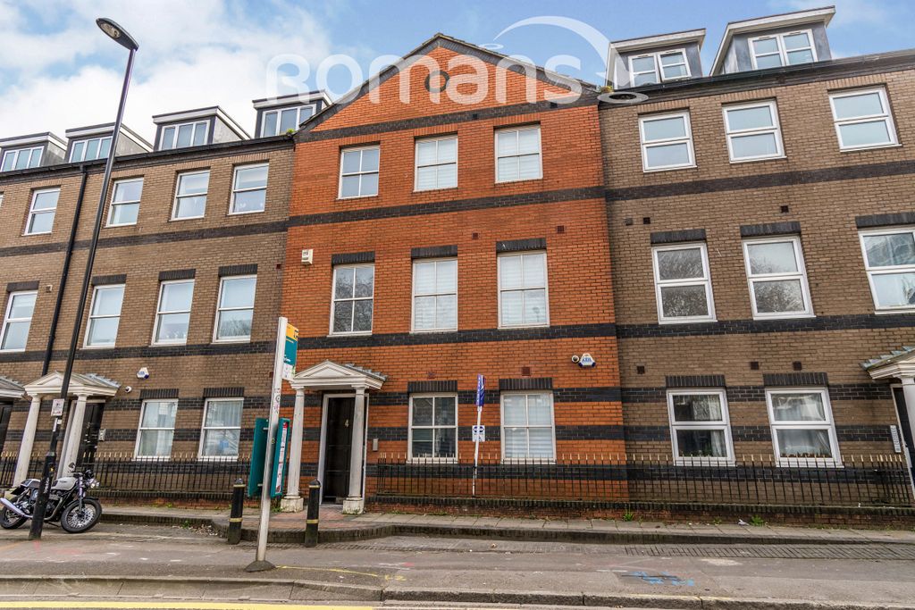 Property photo 1 of 8 1
