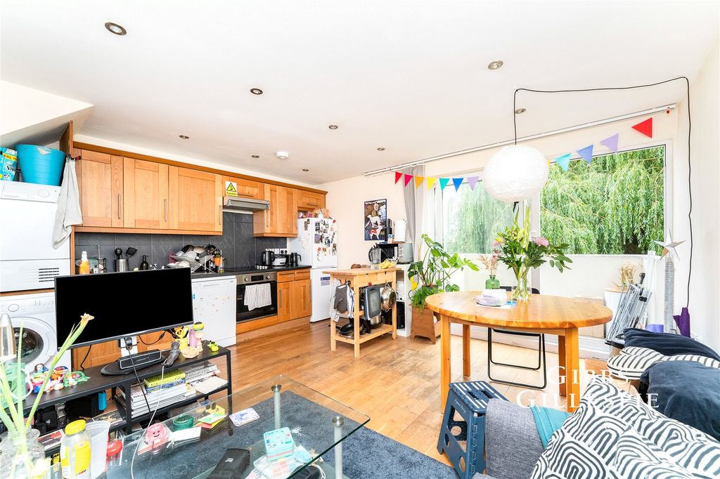 Property photo 1 of 10 Picture No. 05