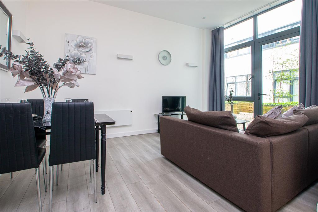 Property photo 2 of 19 Rl76E4As_Eqy0Fbwblf9Cg.Jpg