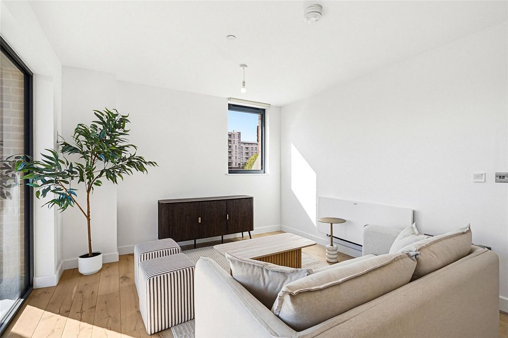 Property photo 1 of 12 Picture No. 03