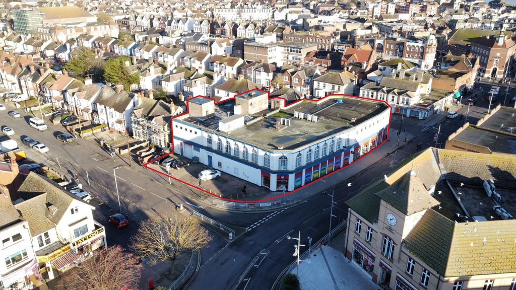 Property photo 1 of 7