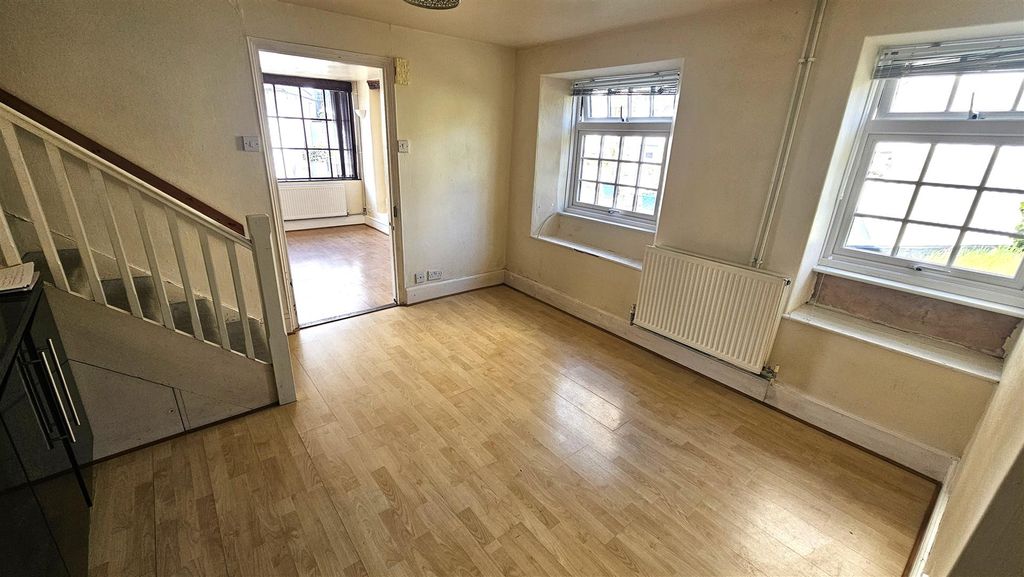 Property photo 2 of 13 Dining Area.Jpg