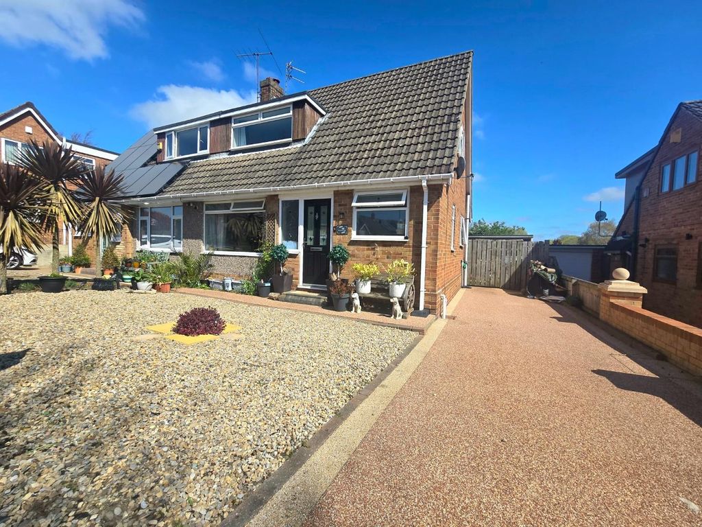 Property photo 1 of 15 Front