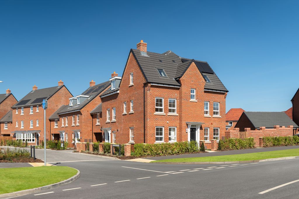 Property photo 1 of 8 Bar Orchard Green External