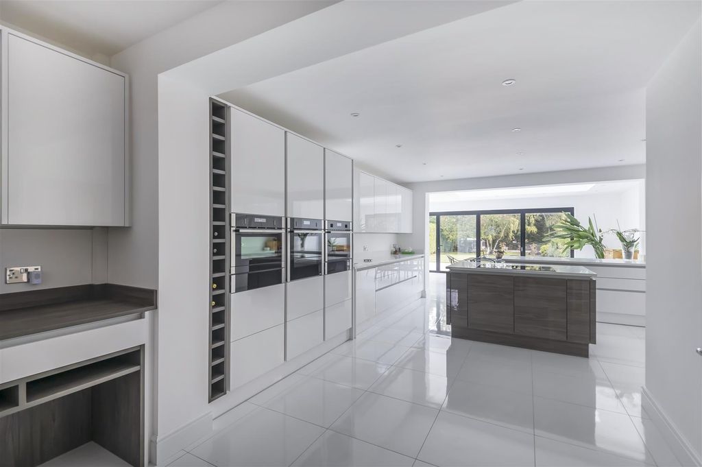 Property photo 2 of 49 902152 (25).Jpg