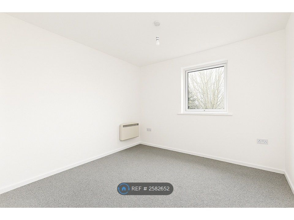 Property photo 1 of 3