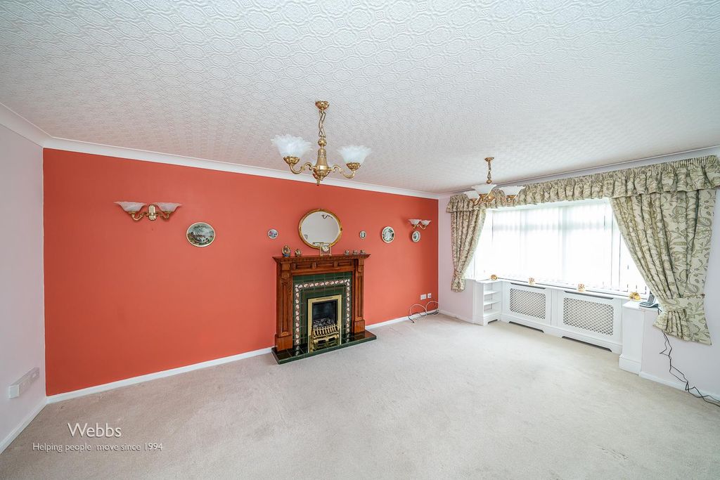 Property photo 3 of 39 Â© Webbs Estate Agents Â© (58 Of 124).Jpg
