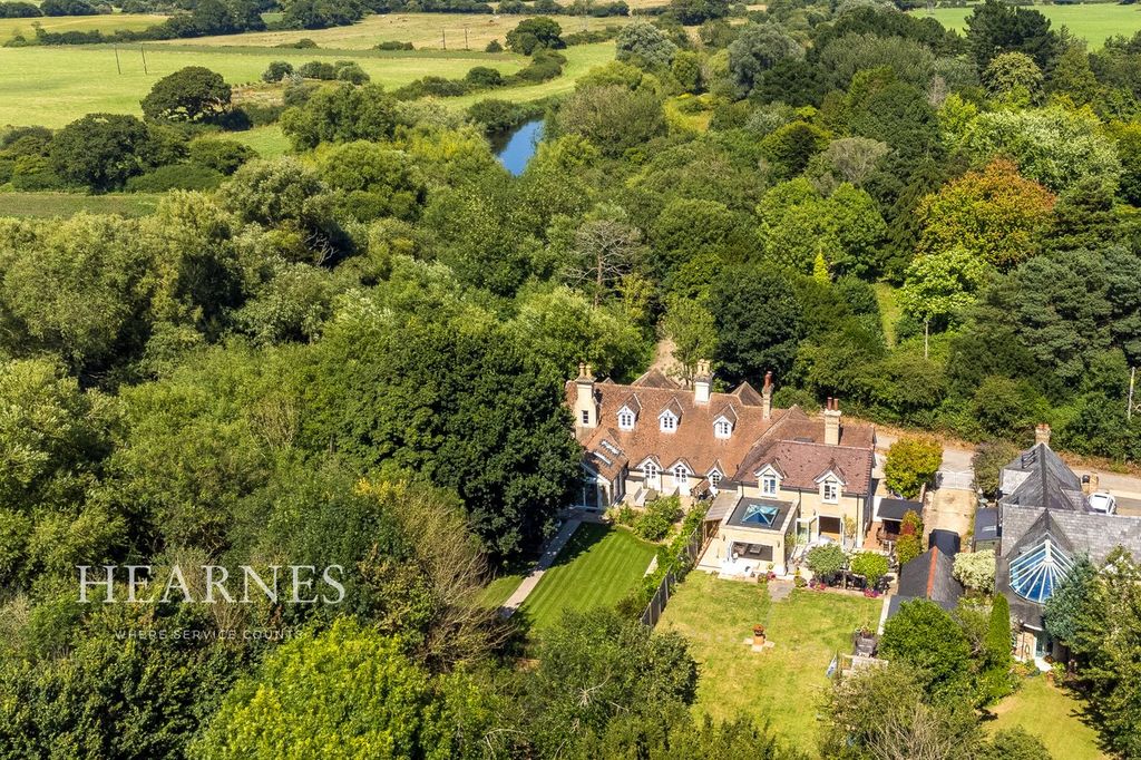 Property photo 1 of 29