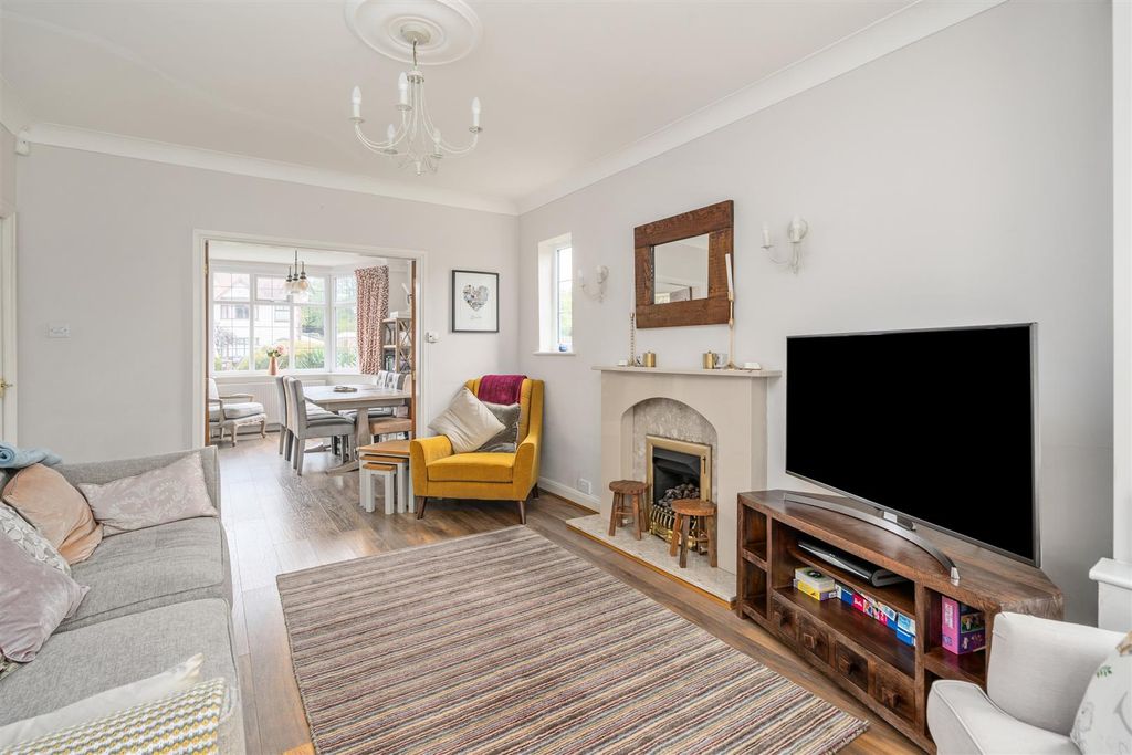 Property photo 1 of 22 233 Ulverly Green Road_12.Jpg