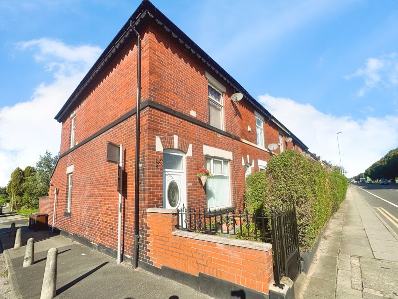 Property photo 1 of 15 External