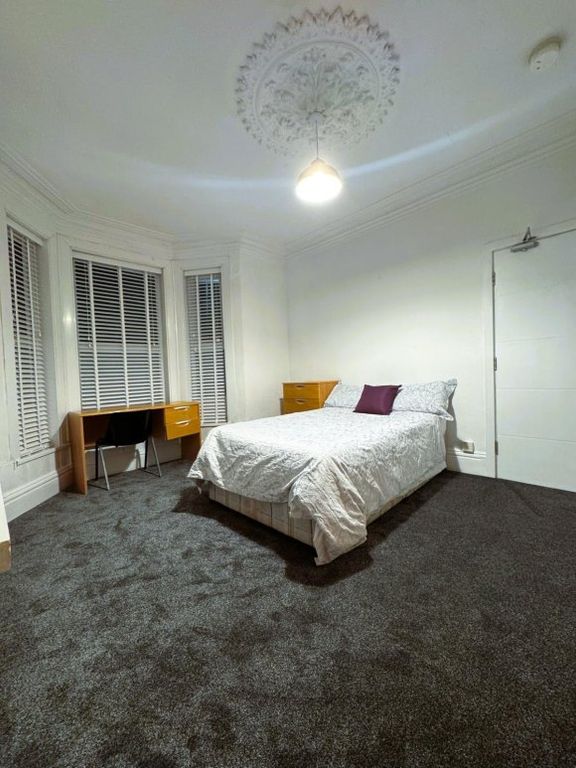 Property photo 2 of 16 9058002.Jpg