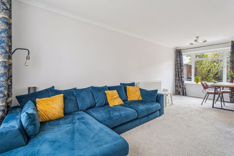 Property photo 2 of 17 Photo 11