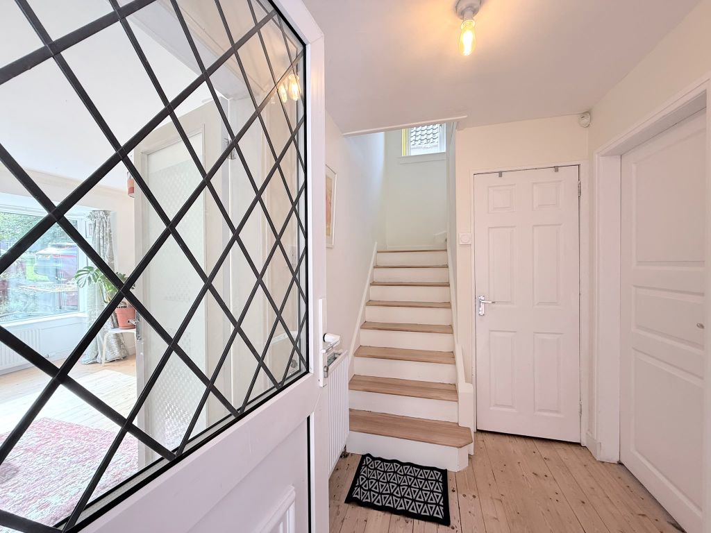 Property photo 2 of 30