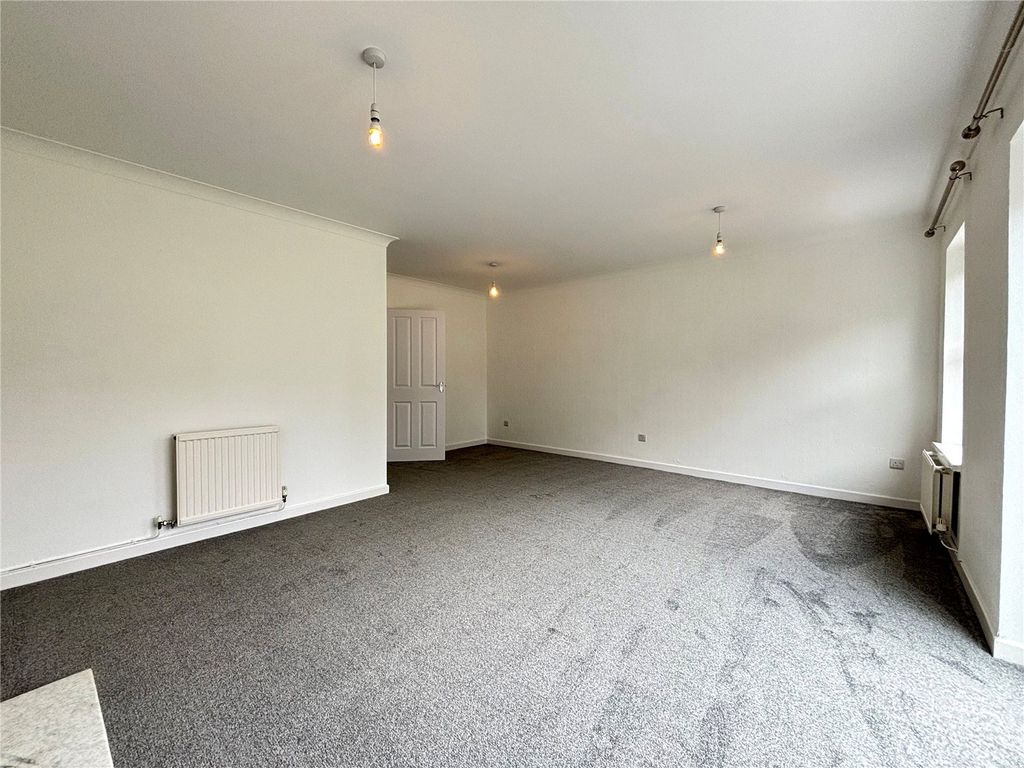 Property photo 2 of 9 Picture No. 02