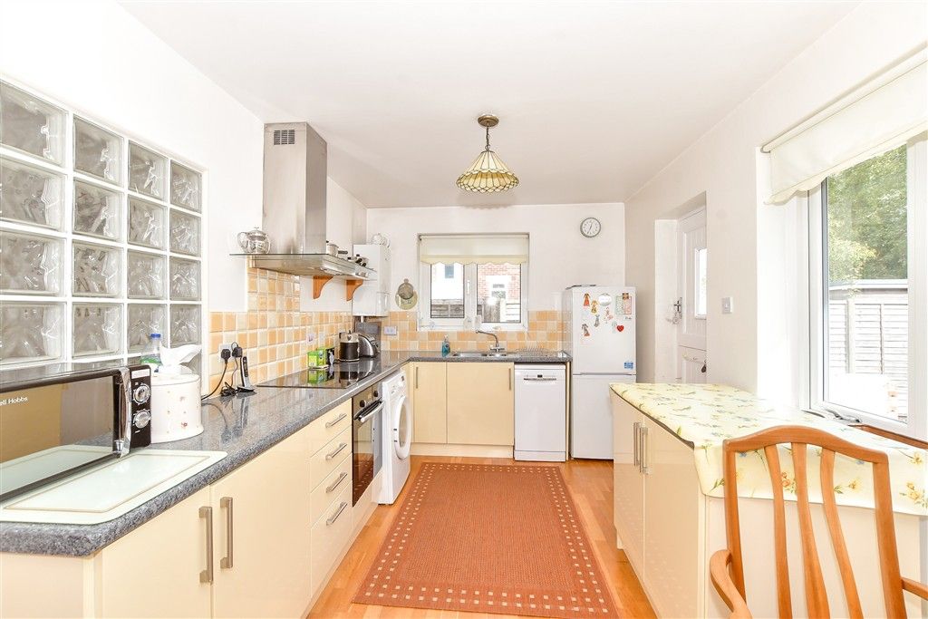 Property photo 3 of 15 Kitchen/Dining Room