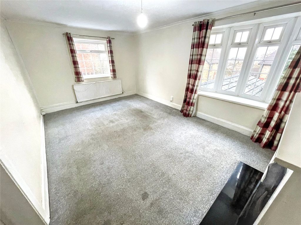 Property photo 3 of 18 Picture No. 08