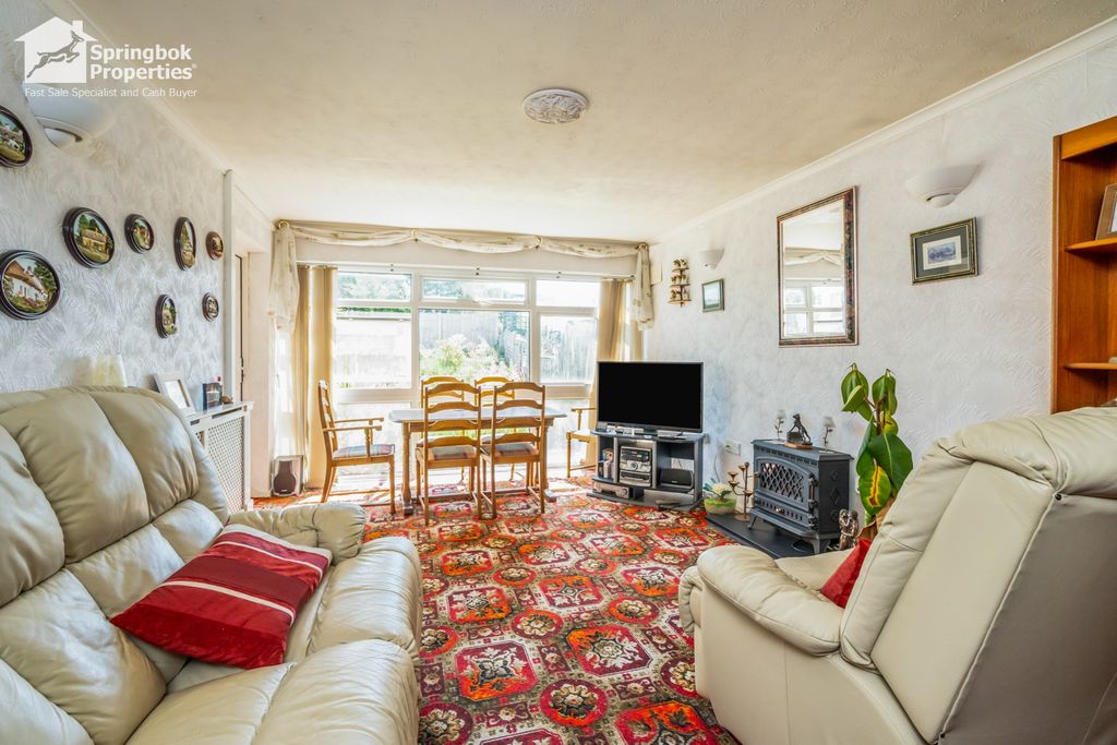 Property photo 2 of 13 Image 1