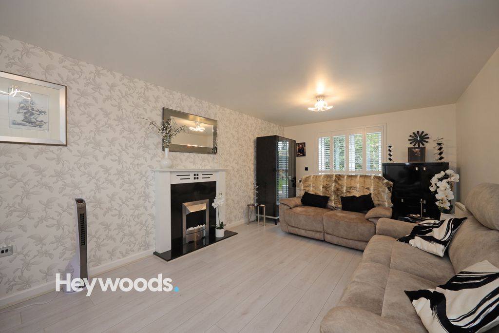 Property photo 2 of 43 0F1A3160