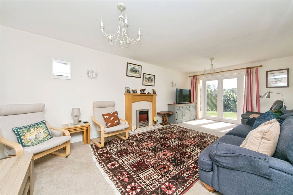 Property photo 2 of 30 Picture No. 08