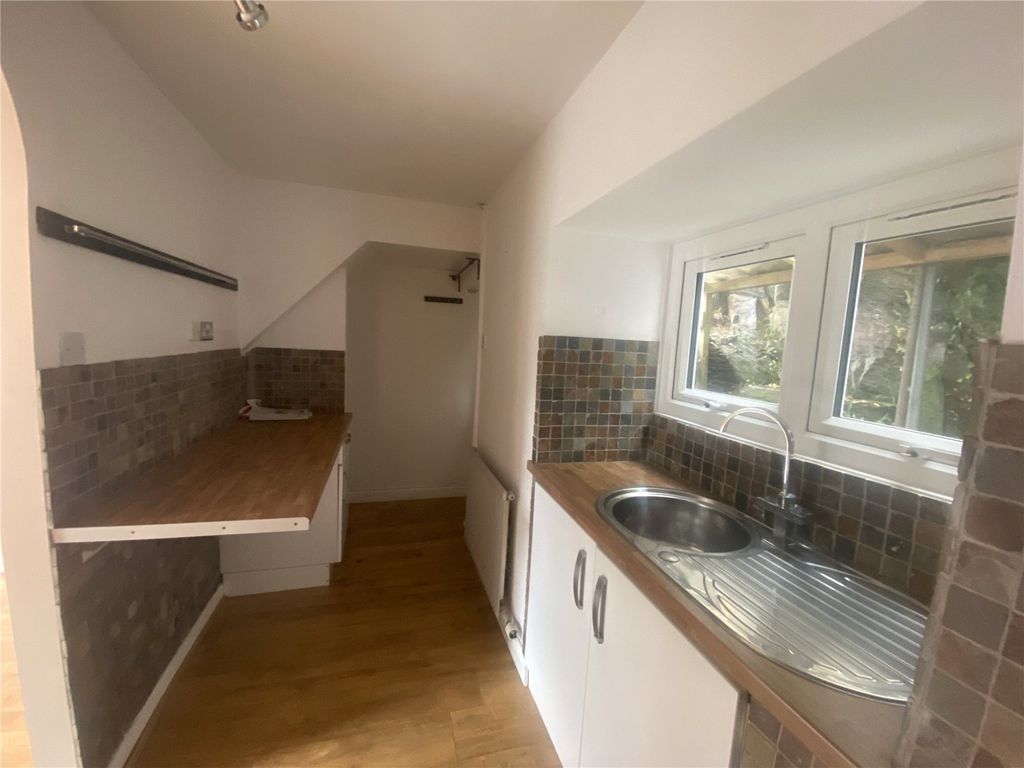 Property photo 2 of 11 Picture No. 25