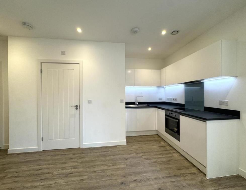 Property photo 3 of 6 3