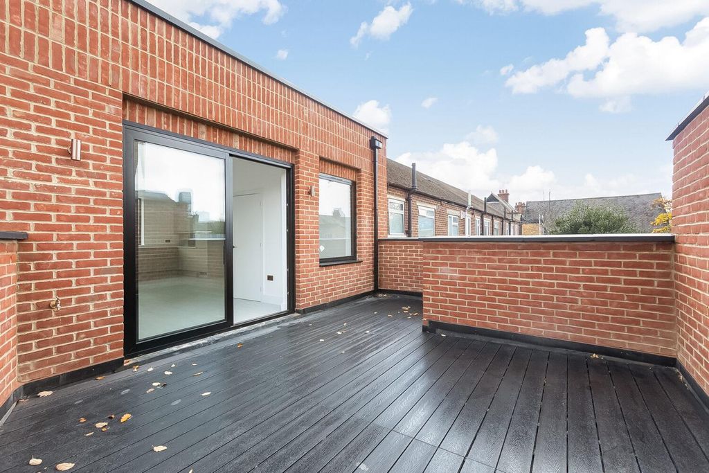 Property photo 3 of 12 R2A0278-4-1500x1000.Jpg