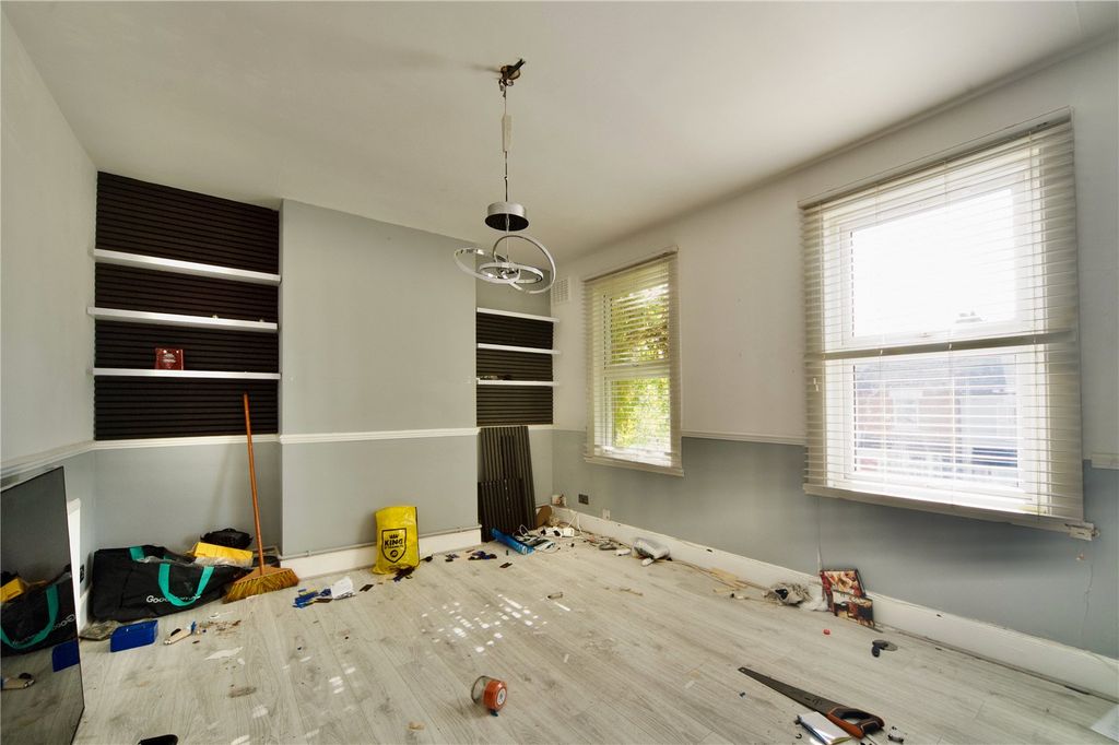 Property photo 3 of 10 Picture No. 04