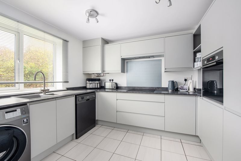 Property photo 2 of 14 Photo 1