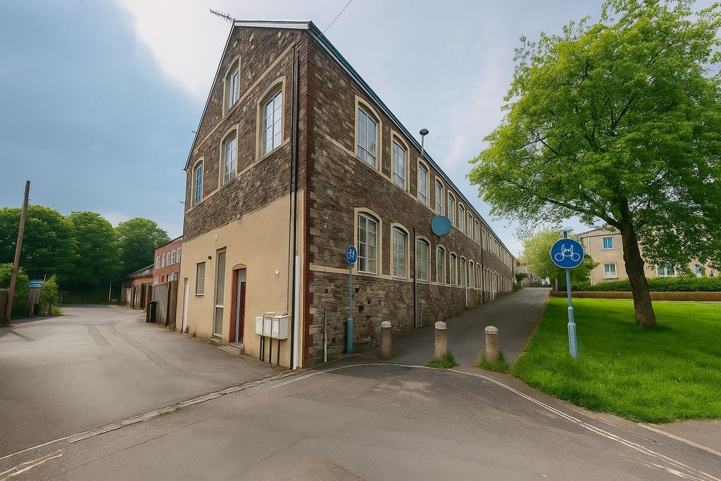 Property photo 1 of 11 Chatgpt Image Nov 4, 2025, 03_03_03 Pm.Png