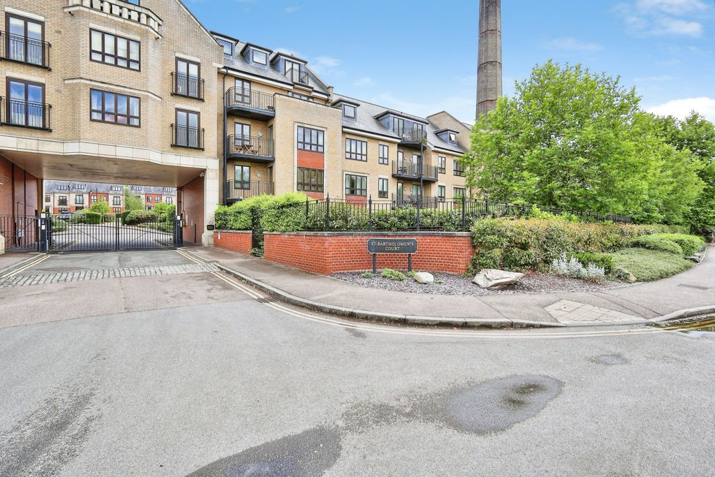 Property photo 1 of 20 688A9c05-21