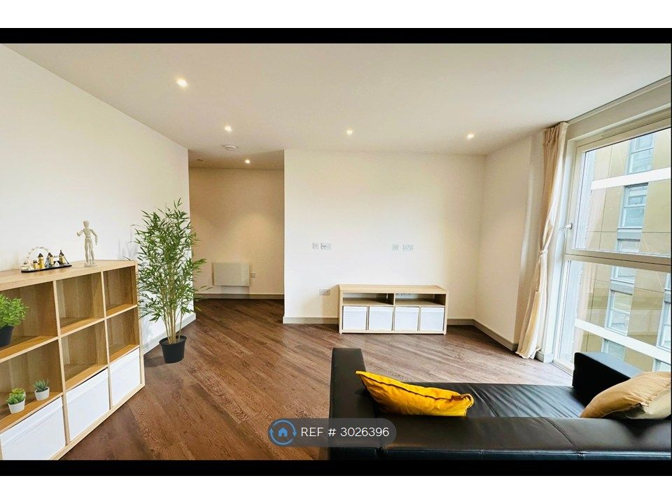Property photo 3 of 28
