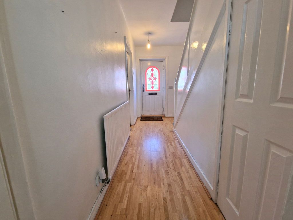 Property photo 2 of 17 Photograph 2