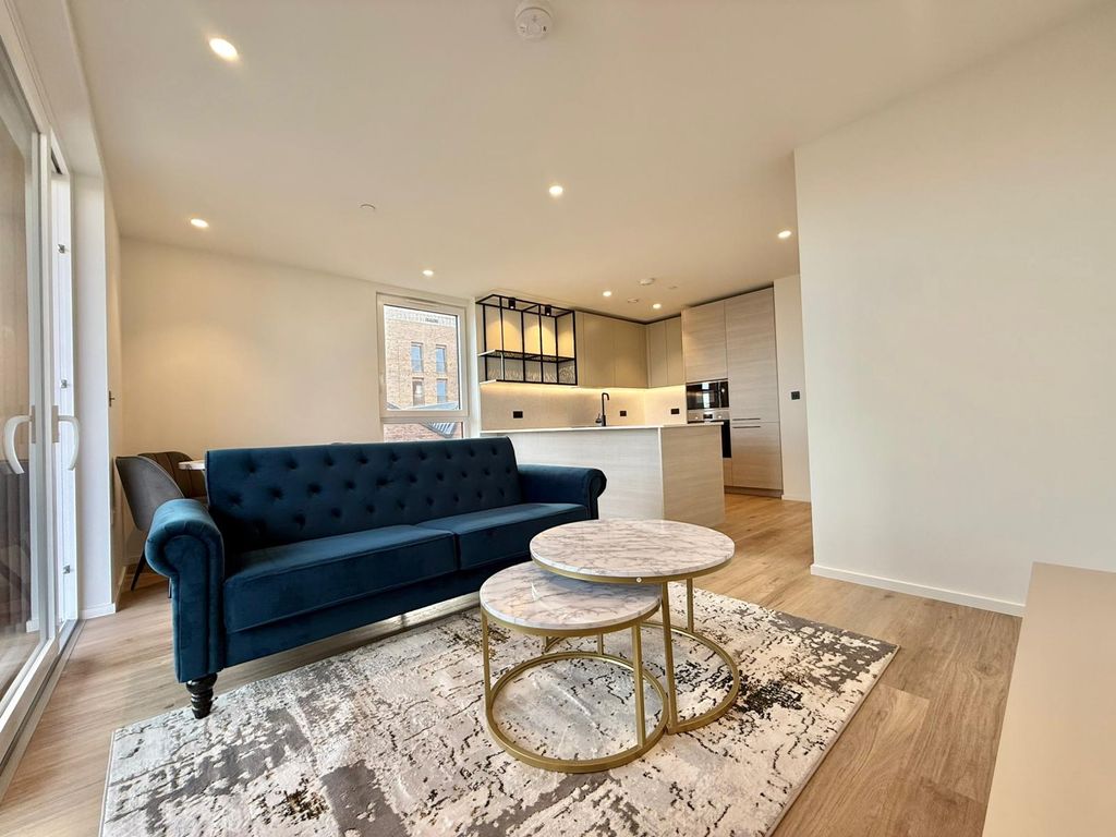 Property photo 2 of 19 Gallery