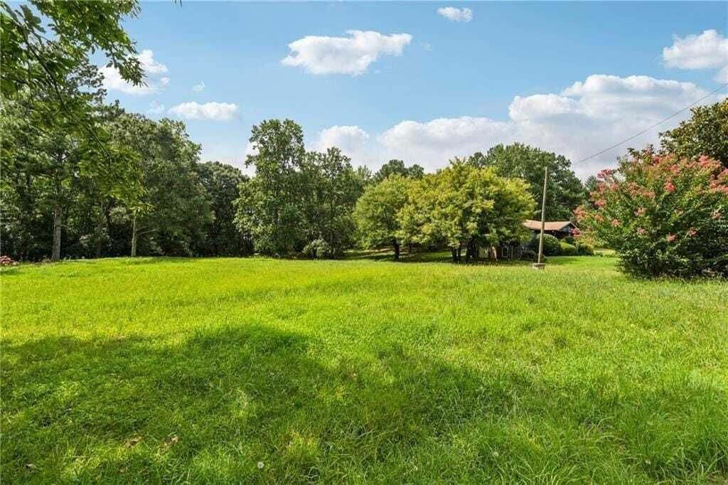 Property photo 1 of 31