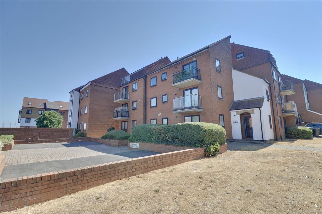 Property photo 3 of 17 382A0148-382A0150.Jpg