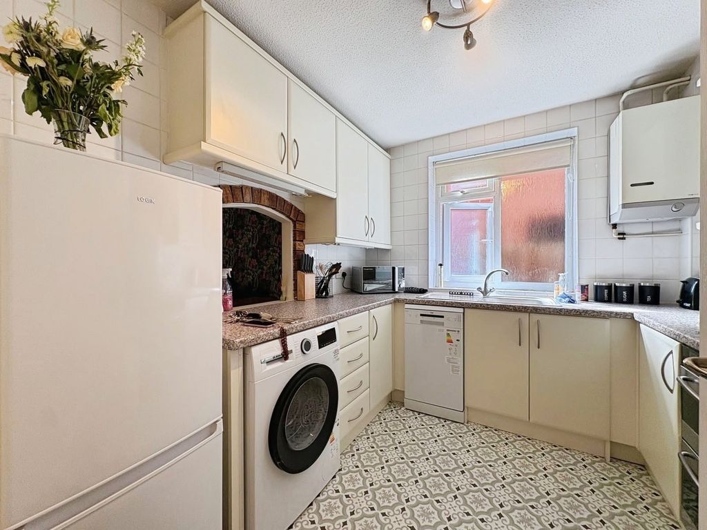 Property photo 2 of 13 Pbox-Img.Jpg